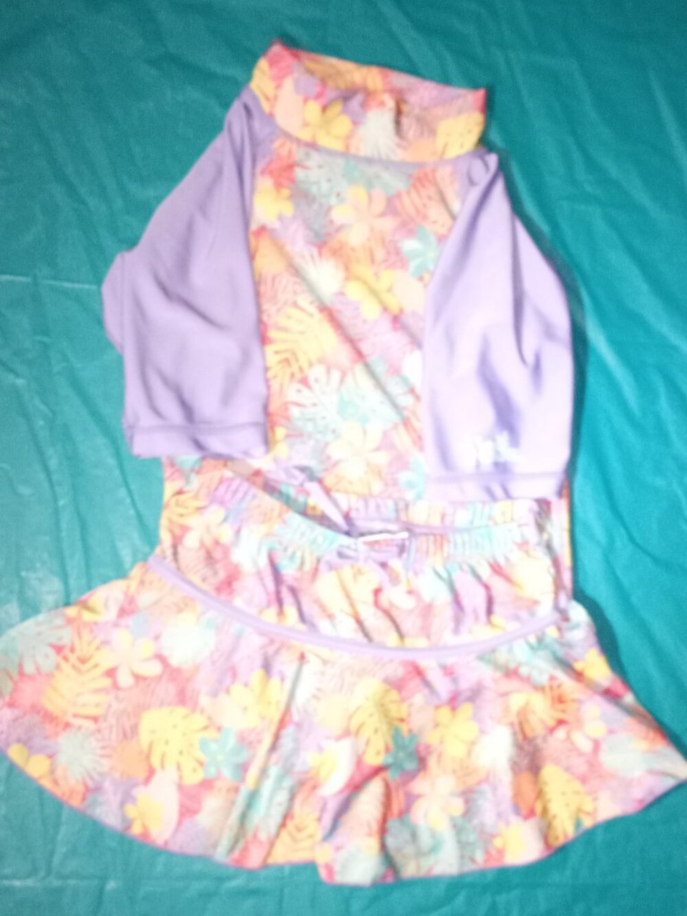 UV Skinz Girls bathing suit two piece skirt set